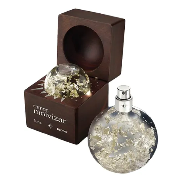 Ramon Molvizar Luna Moon